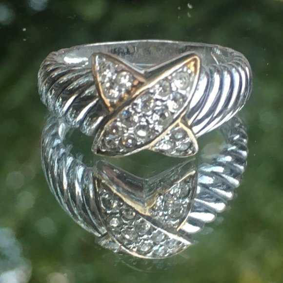 Sterling Silver Cross Over Ring Size 7 3/4 with Small Cubic Zirconia Accents - Picture 9 of 10